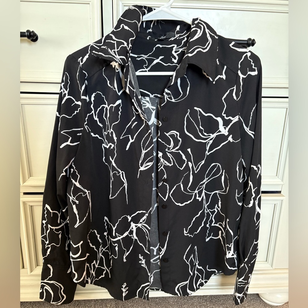 Lulus black and white abstract print button up dress top XS
